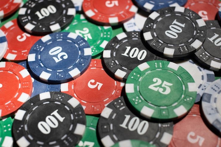 Live Teen Patti table at tok99toto slot with professional dealer and multi-camera setup